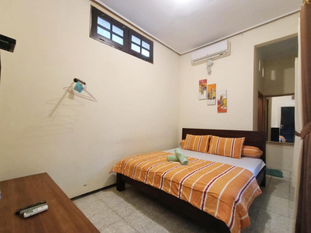 Rumah Kami Guest House Yogyakarta Exteriör bild