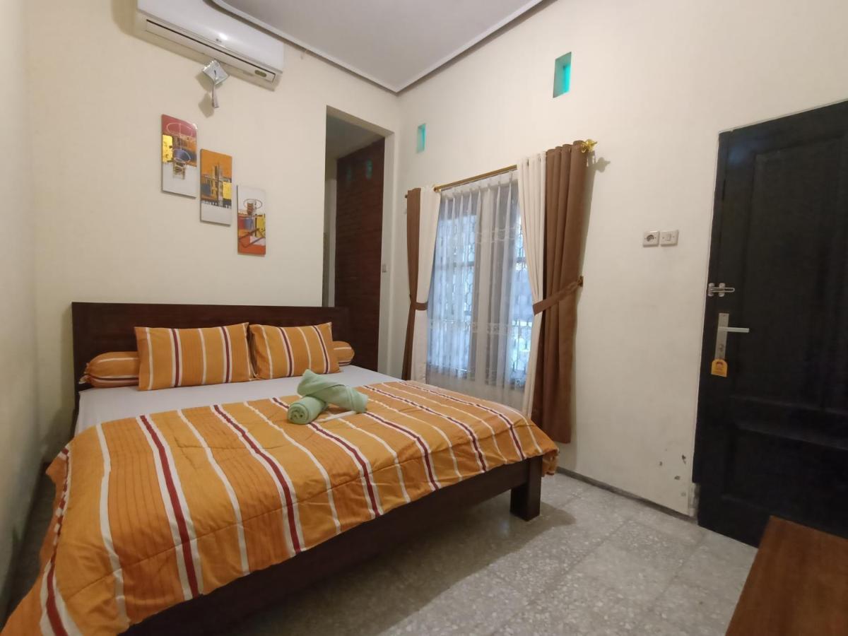 Rumah Kami Guest House Yogyakarta Exteriör bild